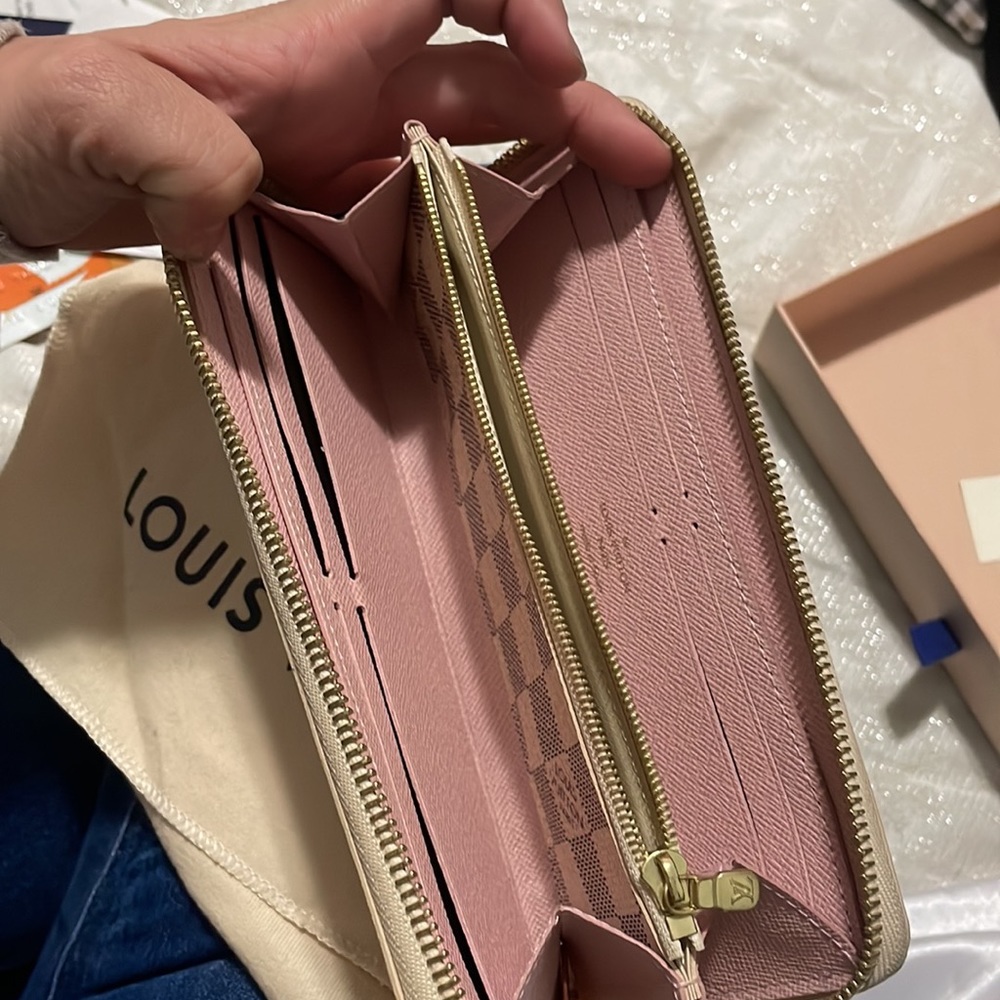 Louis Vuitton Clémence Wallet Damier Azur - Picture 2 of 5